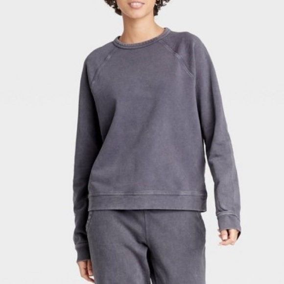 Universal Thread Gray Distressed Oversized Sweater - Picture 1 of 4